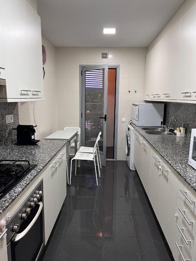 Fira Gran Via 2 - Private Rooms In A Shared Apartment - Habitaciones Privadas En Apartamento Compartido L'Hospitalet de Llobregat Extérieur photo